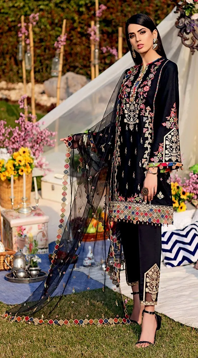 Anaya by Kiran Chaudhry – Firaaq Luxury Festive Collection – MAHIN