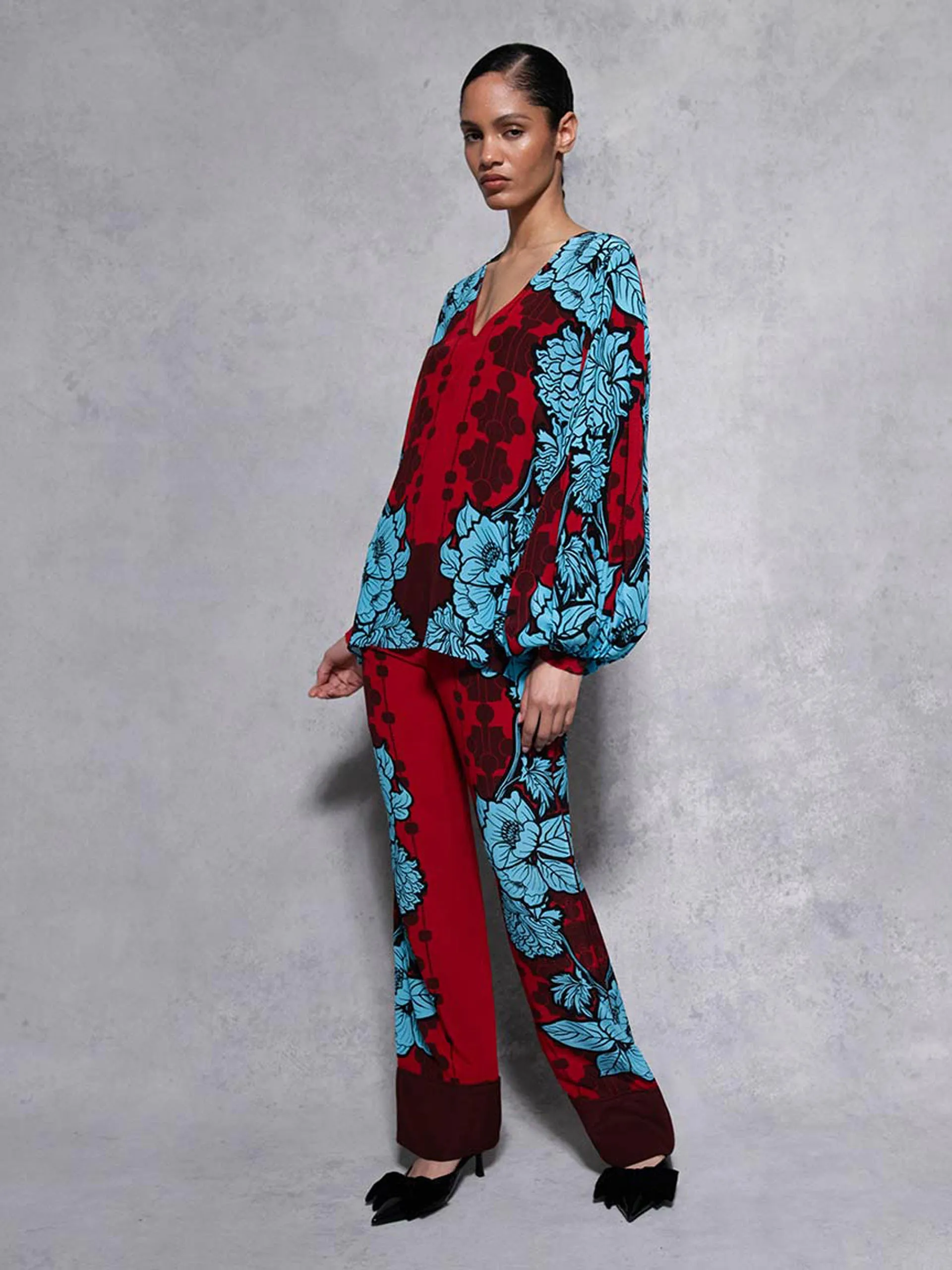 Glass flower burgundy Havana crepe trousers