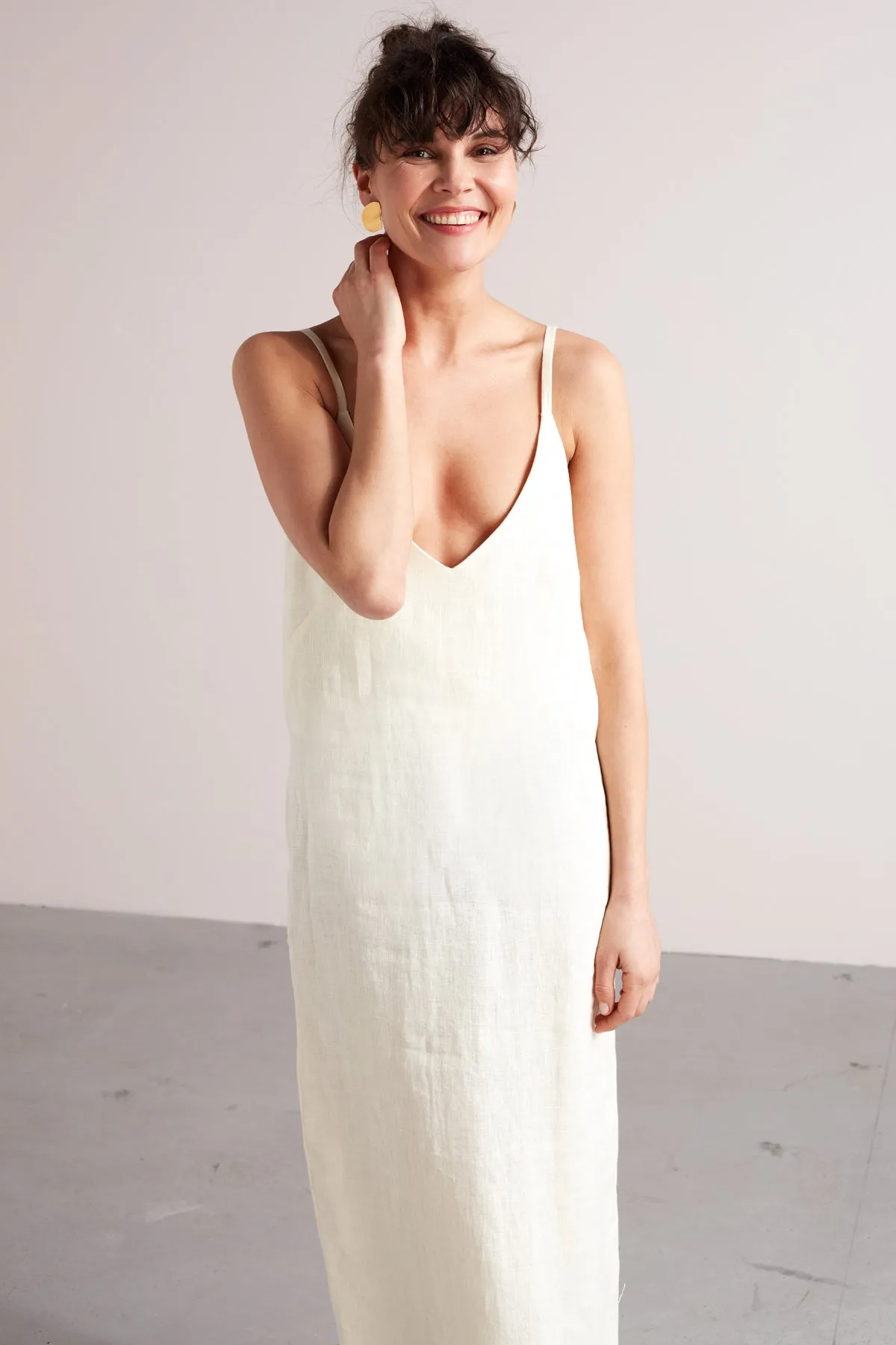 HANI linen midi slip dress in light cream