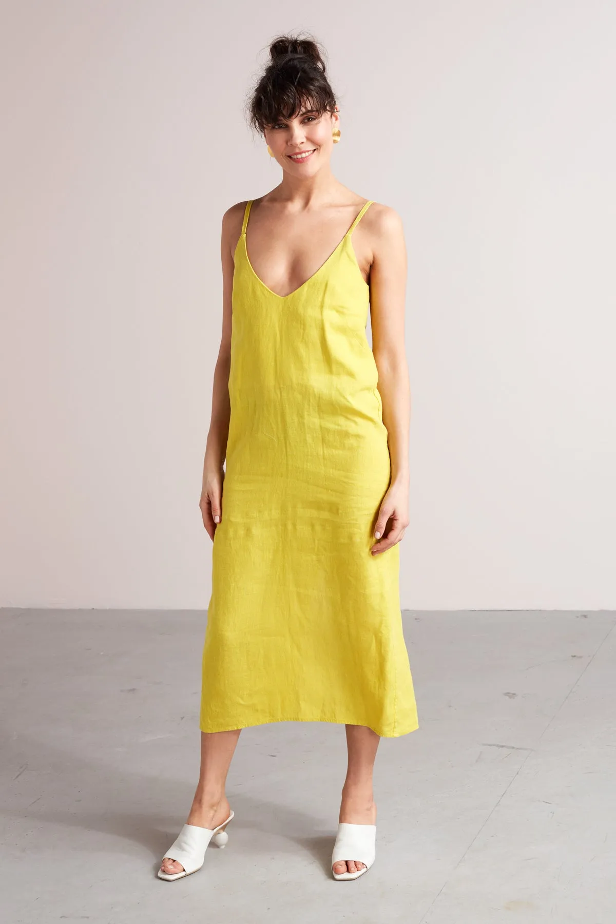 HANI midi linen slip dress in lemon yellow