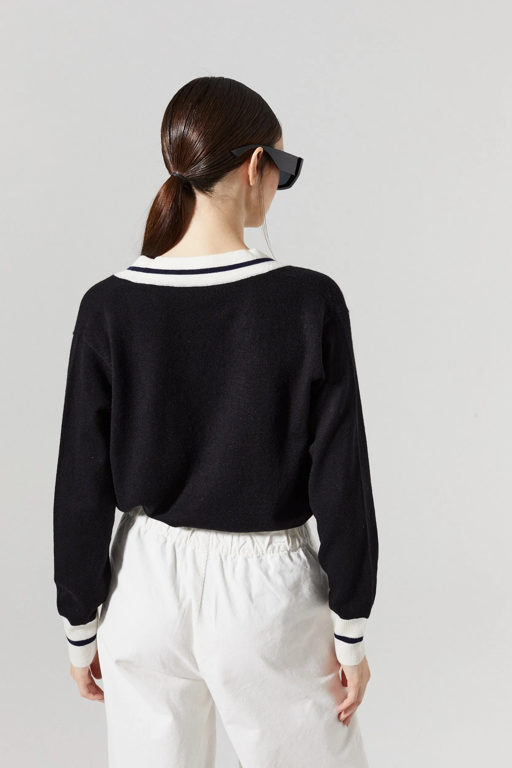 Preppy Cashmere Sweater - Black