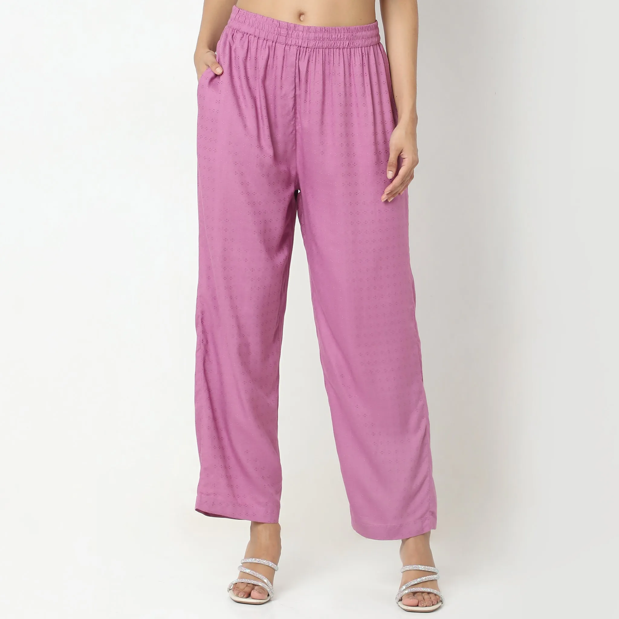 Regular Fit Printed Mid Rise Pants