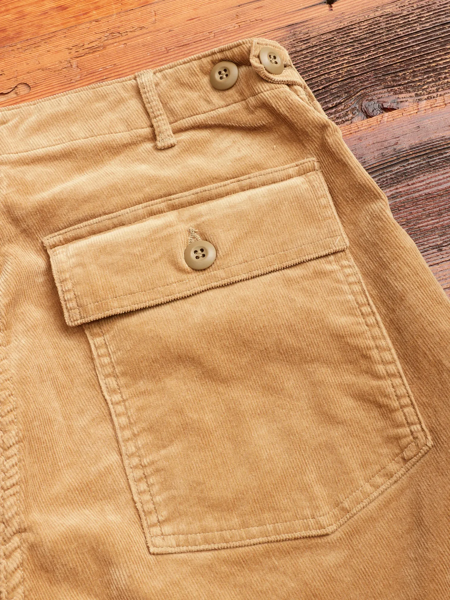 Slim Fatigue Pants in Beige Corduroy