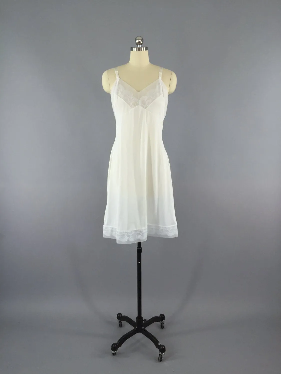 Vintage Slip / White